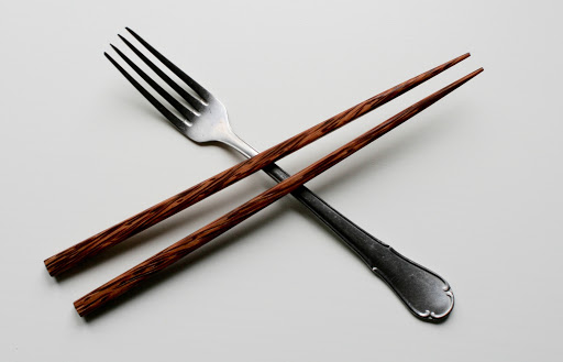 Chopstick vs Fork?? 🥢🤔🍴#chopsticks #fork #koreanfood #asianfood #as